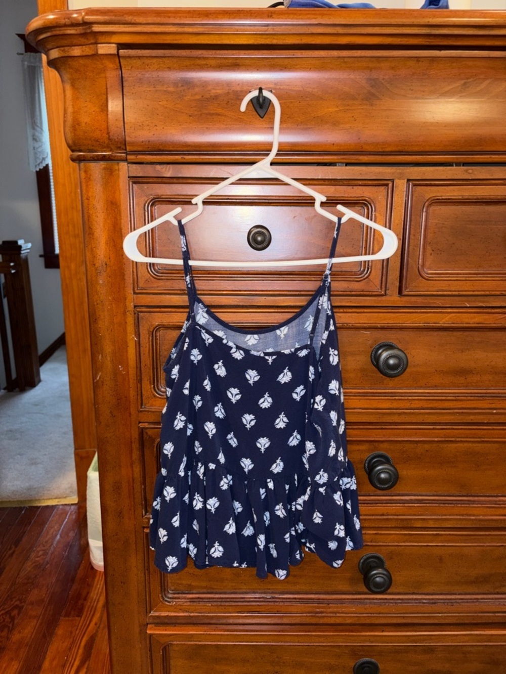 Old Navy Navy Blue Floral Peplum Cami Tank Top Size Small Flowy - Picture 2 of 6
